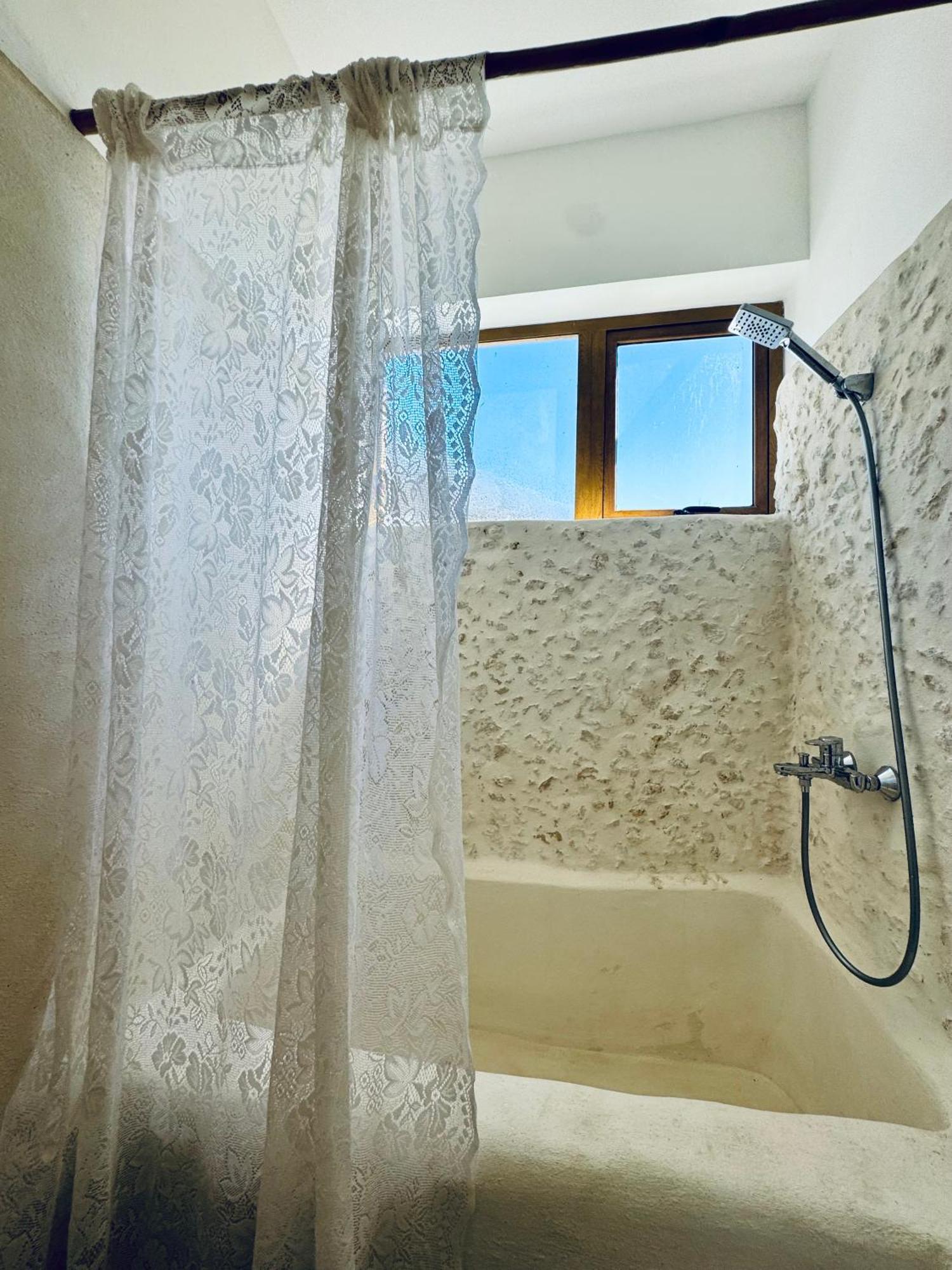 Suami S Room Casa Padura キャバレテ エクステリア 写真
